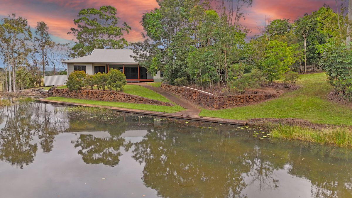 19 Eden Drive, Tinaroo, QLD 4872, Úc