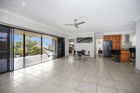 19 Eden Drive, Tinaroo, QLD 4872, Úc