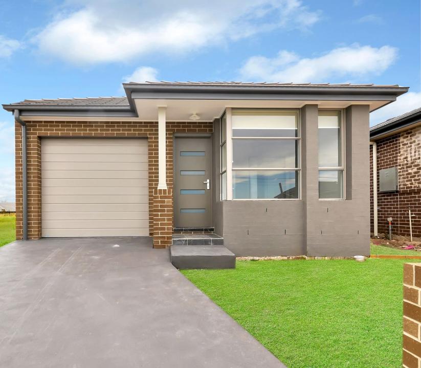 9 Ivanhoe St, Gregory Hills, NSW 2557, Austrália