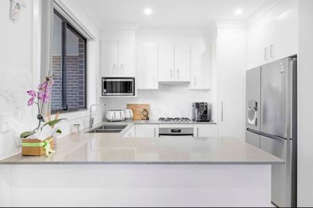 33b Maryvale Avenue, Liverpool, NSW 2170, 오스트레일리아