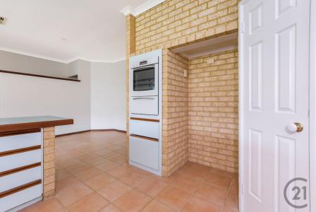 11 Vermont Avenue, Meadow Springs, WA 6210, Australia
