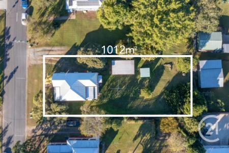9 Simpson Street, North Ipswich, QLD 4305, Australia