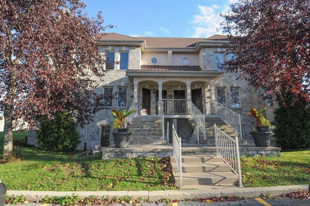 146 Rue Athènes, Dollard-Des Ormeaux, 魁北克省 H9B 3L2, 加拿大