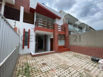 Urb Cardenas Doble Via La Guardia , Oeste, Santa Cruz, 玻利维亚