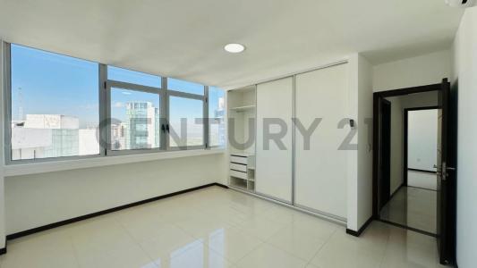 Av. 4to anillo c/Dra Maria de Boland, Torres Platinum , Equipetrol, Santa Cruz 000, Боливия