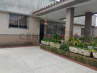 Hoyo del Muerto quinta, San Antonio De Los Altos, Miranda 1204, Venezuela