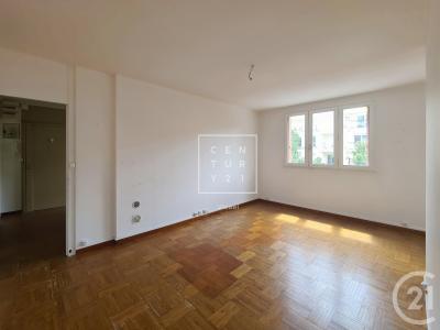 Le Plessis Robinson, Île-de-France 92350, France