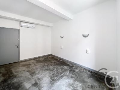 Villeneuve Les Avignon, Languedoc-Roussillon 30400, France