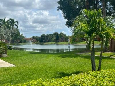 5584 NW 59th Place, Tamarac, Florida 33319, USA