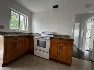 1221 N J Street 1225, Lake Worth Beach, Floride 33460, États-Unis