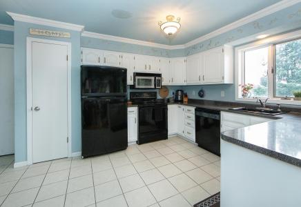1014 NE 1st Avenue, Waverly, Iowa 50677, USA