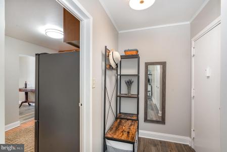 9720 Kingsbridge Drive Unit# 302, Fairfax, Virginie 22031, États-Unis