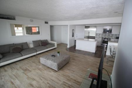 1351 NE Miami Gardens Drive #PH6, Miami, Florida 33179, USA