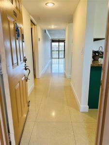 6423 Coral Lake Dr, Margate, Florida 33063