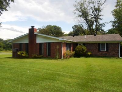 1469 County Road 302, Poplar Bluff, Missouri 63901