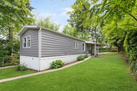 51 W. Maple Street, Dallastown, Pennsylvania 17313, USA
