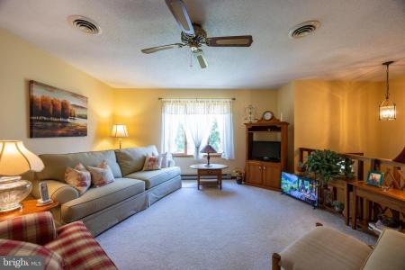 136 Tupelo Drive, Hedgesville, Zachodnia Wirginia 25427, USA