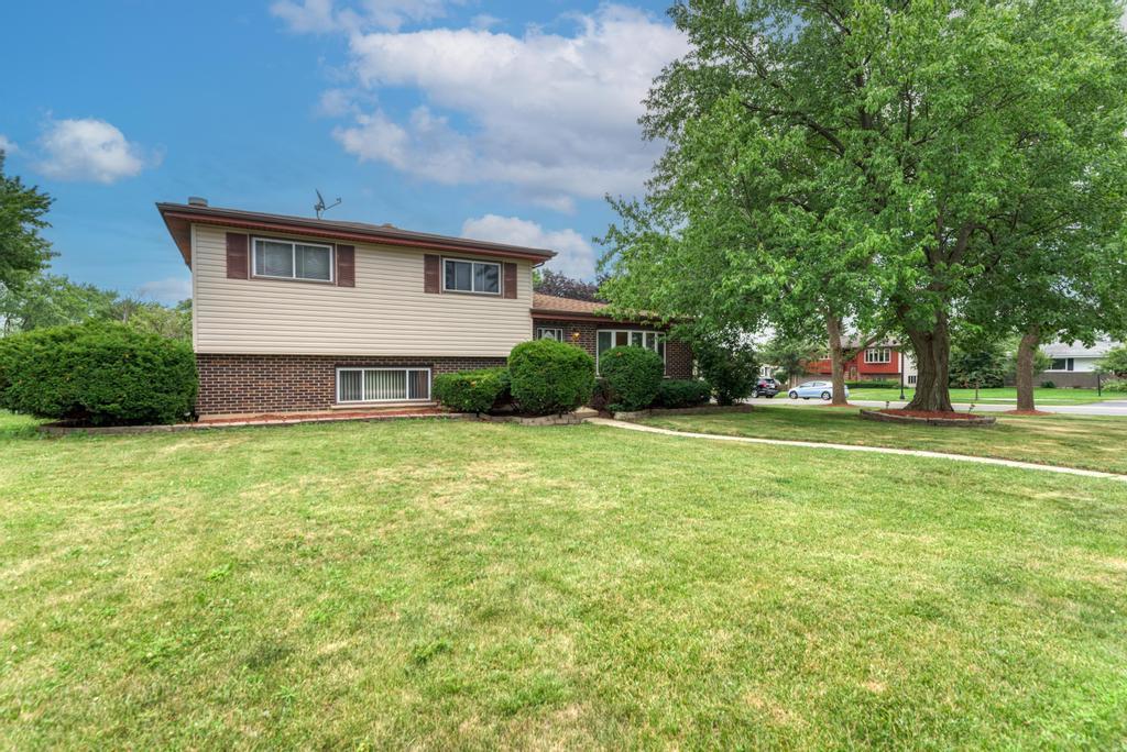 1795 W Jo Ann Lane W, Addison, Иллинойс 60101, Соединенные Штаты