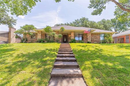 2017 Wellington Drive, Grand Prairie, Texas 75051, USA