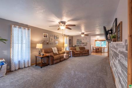 923 Driftwood Street, Correctionville, Iowa 51016