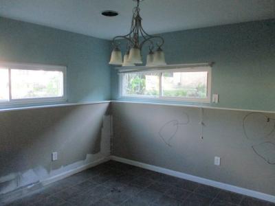 203 Arrow, Pekin, Illinois 61554, USA