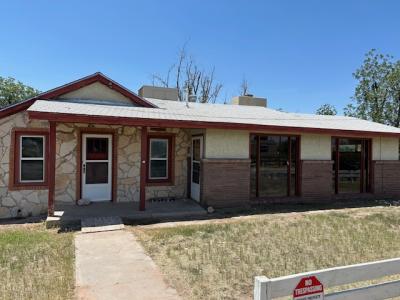 4025 Jones Street, Carlsbad, 新墨西哥州 88220, 美國
