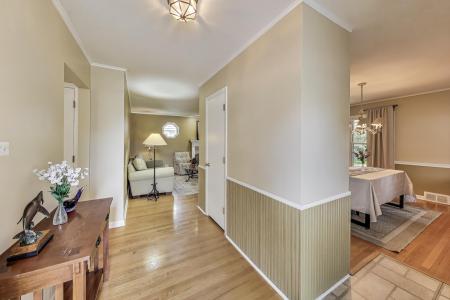 859 S Mount Prospect Rd, Des Plaines, Illinois 60016, États-Unis