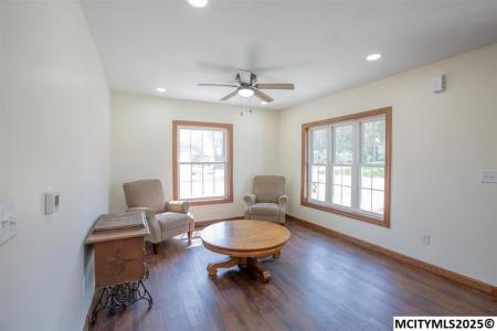 716 1st Ave. NE, Hampton, アイオワ 50441, アメリカ合衆国