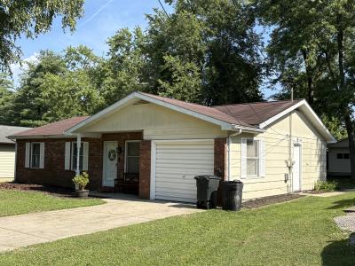 2119 Rains St, Murphysboro, Illinois 62966, USA