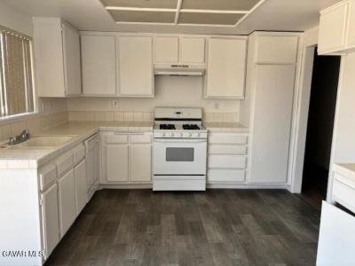 37834 Rosemarie Street, Palmdale, קליפורניה 93550, ארצות הברית של אמריקה 