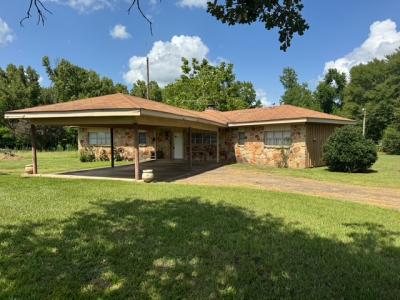 1111 Gilmer Road, Winnsboro, Texas 75494, USA