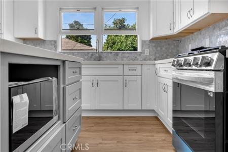 8628 Springer St., Downey, California 90242, HOA KỲ