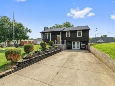 1828 Mt. Vernon Drive, Owensboro, Kentucky 42303, USA