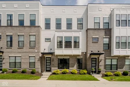 9732 Junction, Fishers, Indiana 46037, USA