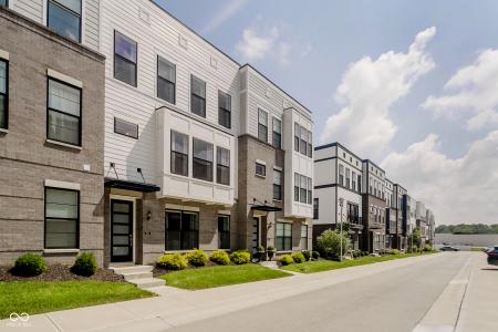 9732 Junction, Fishers, إنديانا 46037, الولايات المتحدة
