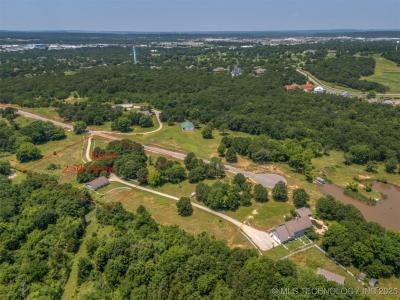 4458 Oak Timber Drive, Tulsa, Oklahoma 74131, Estados Unidos