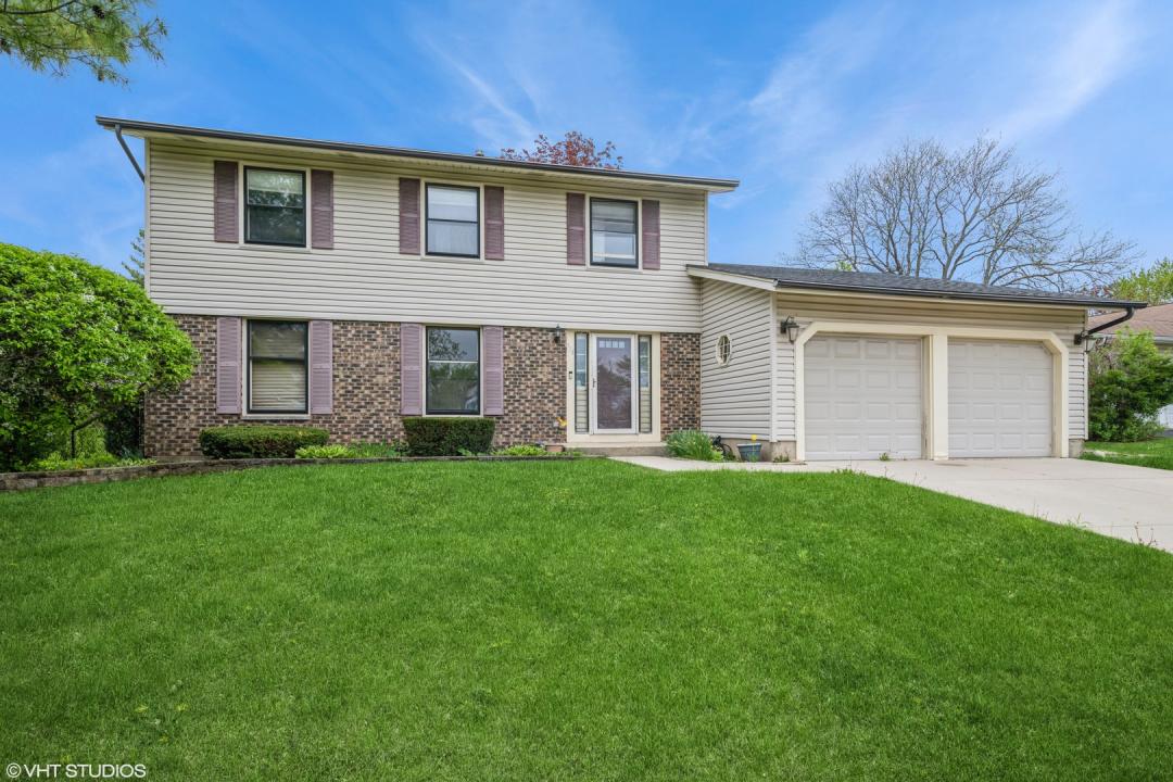 714 New Mexico Trail, Elk Grove Village, Illinois 60007