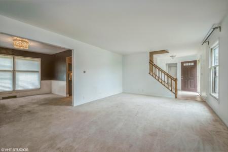 714 New Mexico Trail, Elk Grove Village, Illinois 60007, USA