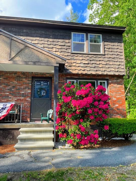 17 Midridge Cir , 17, Londonderry, New Hampshire 03053