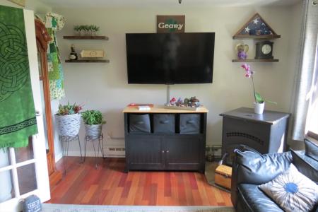 17 Midridge Cir , 17, Londonderry, New Hampshire 03053