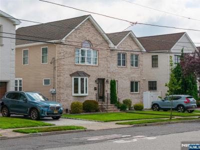 25 Elizabeth Court, Secaucus, Nueva Jersey 07094, Estados Unidos