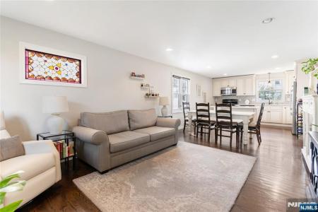 25 Elizabeth Court, Secaucus, Nueva Jersey 07094, Estados Unidos