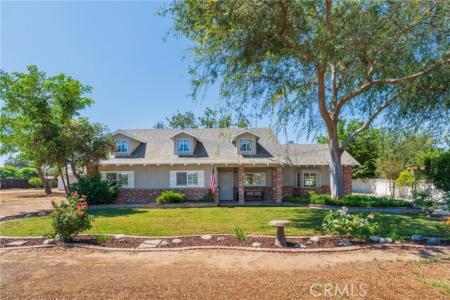 2878 2nd St, Norco, California 92860