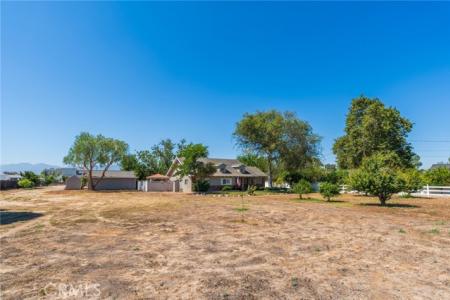 2878 2nd St, Norco, California 92860