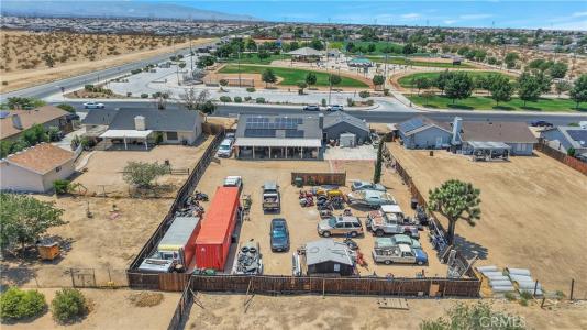 11347 Topaz Road, Victorville, Kalifornia 92392, USA