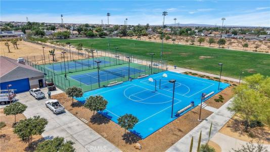 11347 Topaz Road, Victorville, Kalifornia 92392, USA