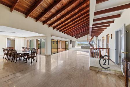 Cerrito Spacious Villa with Panoramic Views, Cerrito, Willemstad East, Curaçao