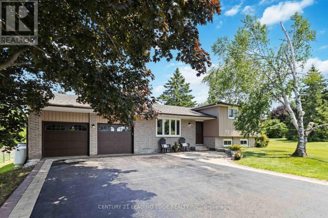 11729 REGIONAL RD 1 ROAD, Uxbridge, Ontario L0C 1C0, Canada