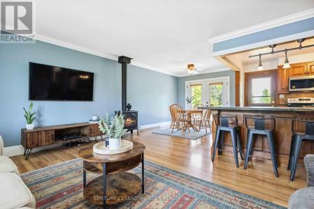 11729 REGIONAL RD 1 ROAD, Uxbridge, Ontario L0C 1C0, Canada