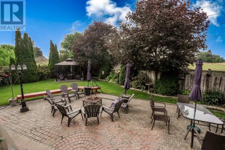 31 CANDLEBROOK CRESCENT, Toronto (l'amoreaux), Ontario M1W 4B3, Canada